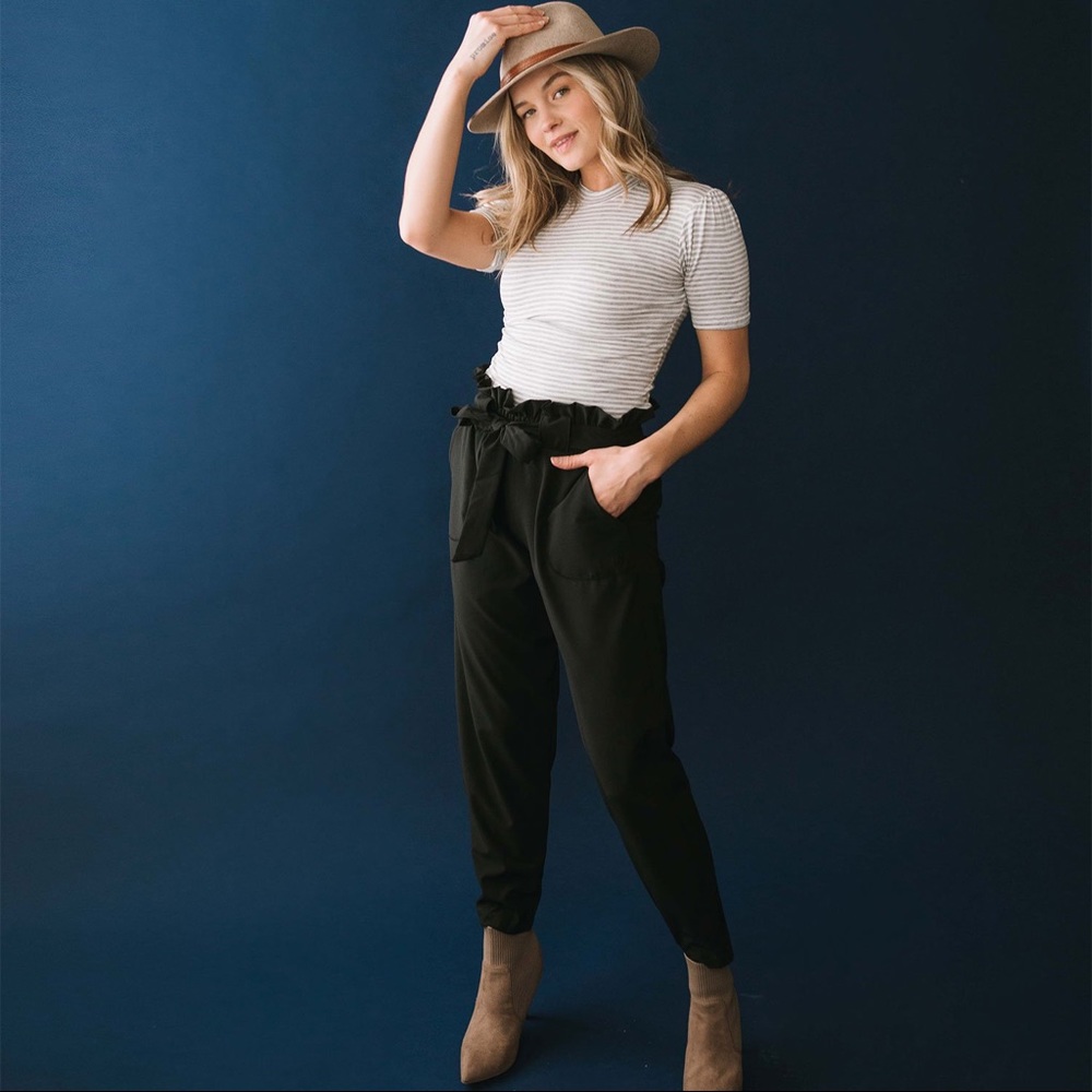 Albion Fit Bow Belt Jetsetters